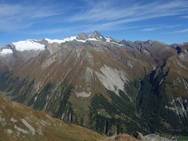 Blick vom Gipfel Blauspitze Richtung NO hinten der Großglockner
