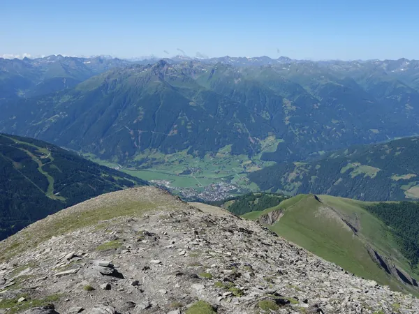 Blick vom Gipfel Bretterwandspitze Richtung SW unten Matrei