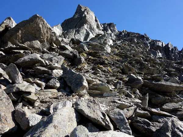 von Lienzer Hütte Aufstieg zum Debantgrat über den Südwestgrat