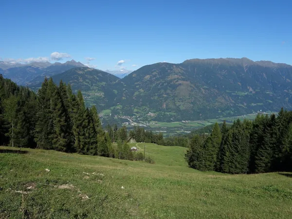 Aufstieg zur Dolomitenhütte Blick Richtung rechts Kreuzeckgruppe