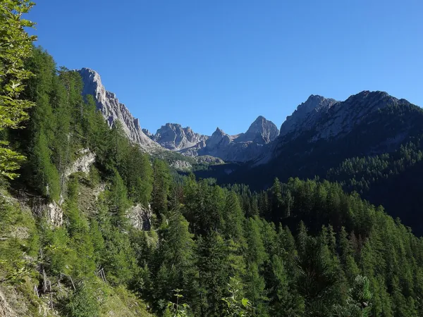 Blick von der Dolomitenhütte zum Laserzkessel