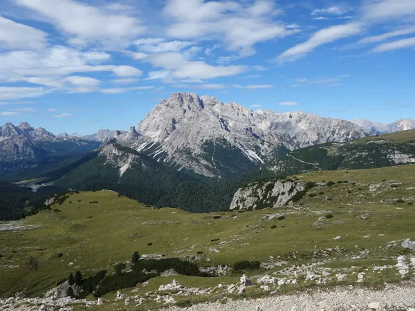 Marsch Richtung Forcella Col di Mezzo Blick zum Monte Cristallo