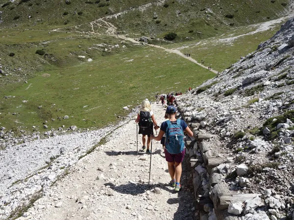 von der Langalmhütte Marsch Richtung Drei Zinnen Hütte