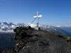 Gipfelkreuz Figerhorn mit Blick Richtung Süden