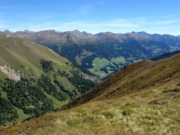 Abstieg bei Pürgles Boden Blick Richtung Osten