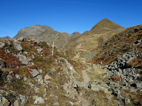 vom Steinermandl Aufstieg zum Goiselemandl rechts links hinten die Schleinitz