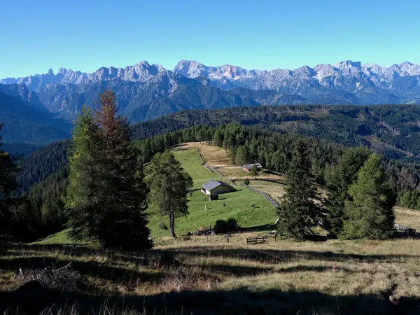 Aufstieg zum Gipfel Golfen bei Fellasboden Blick Richtung Süden