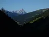Aufstieg Richtung Tilliachalm hinten Dreischusterspitze Zoombild