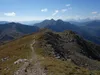 Blick vom Gipfel Hochkreuzspitze Richtung SSO Mitte hinten die Riepenspitze