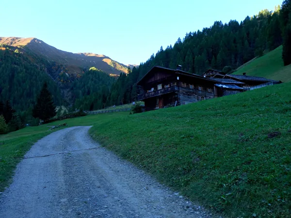 Aufstieg zum Marchkinkele bei Alfenalm