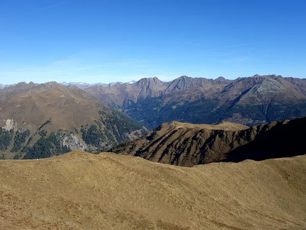 Gipfel Marchkinkele Blick Richtung NNO