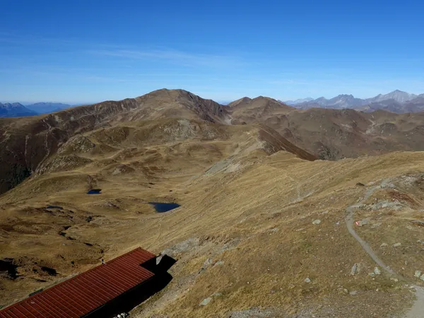 Gipfel Marchkinkele Blick Richtung Westen Mitte links Toblacher Pfannhorn