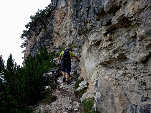 Aufstieg zum Gipfel Monte Piano ueber Pionierweg
