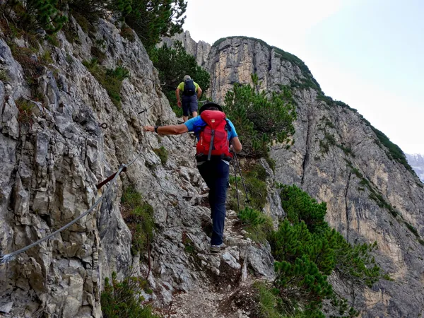 Aufstieg zum Gipfel Monte Piano ueber Pionierweg