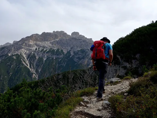 Aufstieg zum Gipfel Monte Piano ueber Pionierweg