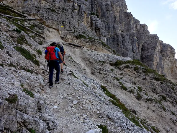 Aufstieg zum Gipfel Monte Piano ueber Pionierweg