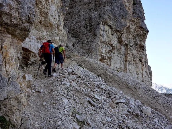 Aufstieg zum Gipfel Monte Piano ueber Pionierweg