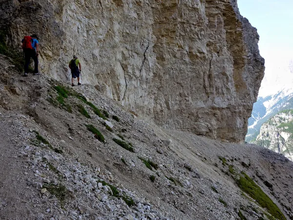 Aufstieg zum Gipfel Monte Piano ueber Pionierweg