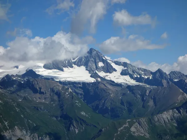 Gipfel Rotenkogel Blick Richtung NNO hinten der Großglockner Zoom