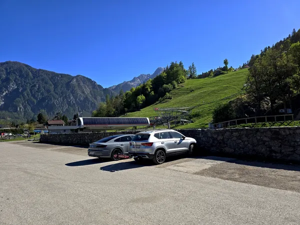 Start am Parkplatz Hochstein