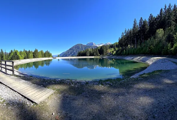Speicherteich Taxermoos Blick Richtung Lienzer Dolomiten