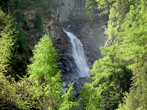 bei den Umbalfällen Blick zum Großbachfall Zoom