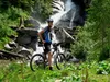 von Klosterfraünalm zur Michlbacher Alm Ich bei Wasserfall