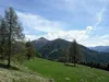 Abfahrt vom Gipfel Stronachkogel Richtung Zwischenberger Lacke hinten Mitte Ederplan